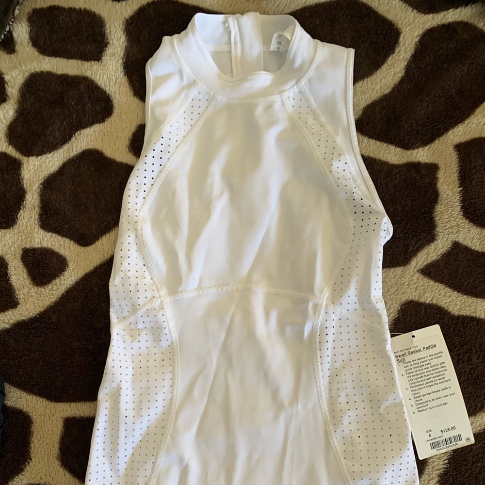 New Lululemon White Swell Seeker Paddle swimsuit 6